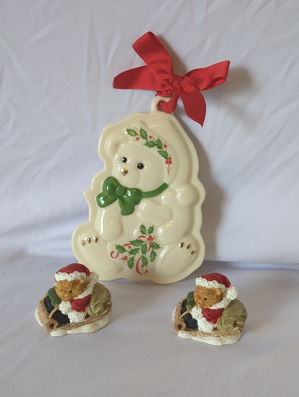 Lenox Holiday Teddy Bear Cookie Press Mold & Sledding Bears Figurines Set